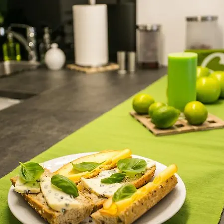Apartment Green Hawelanska *
